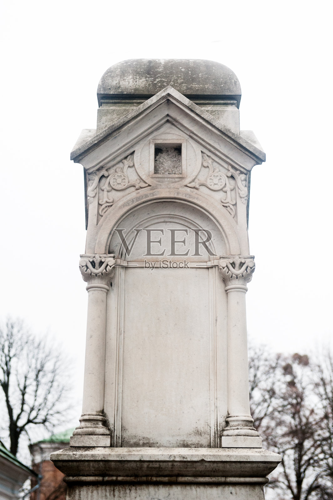 利沃夫教堂的古老古典建筑照片摄影图片