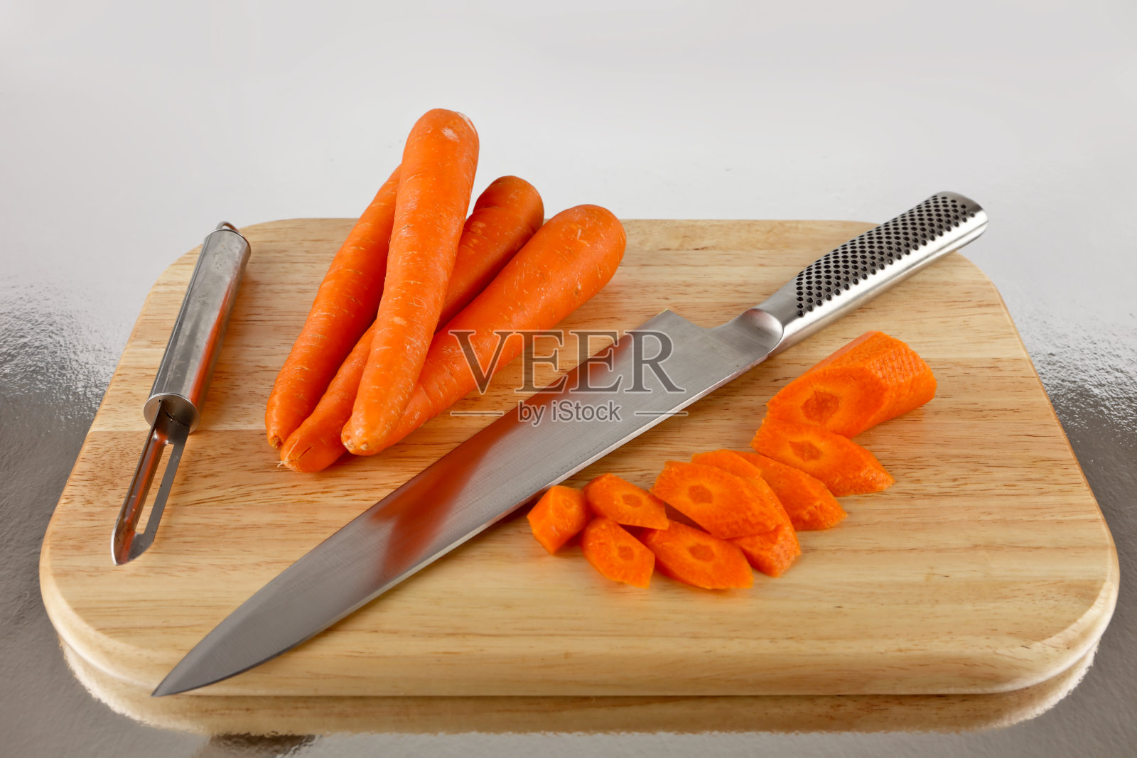 胡萝卜做好准备照片摄影图片