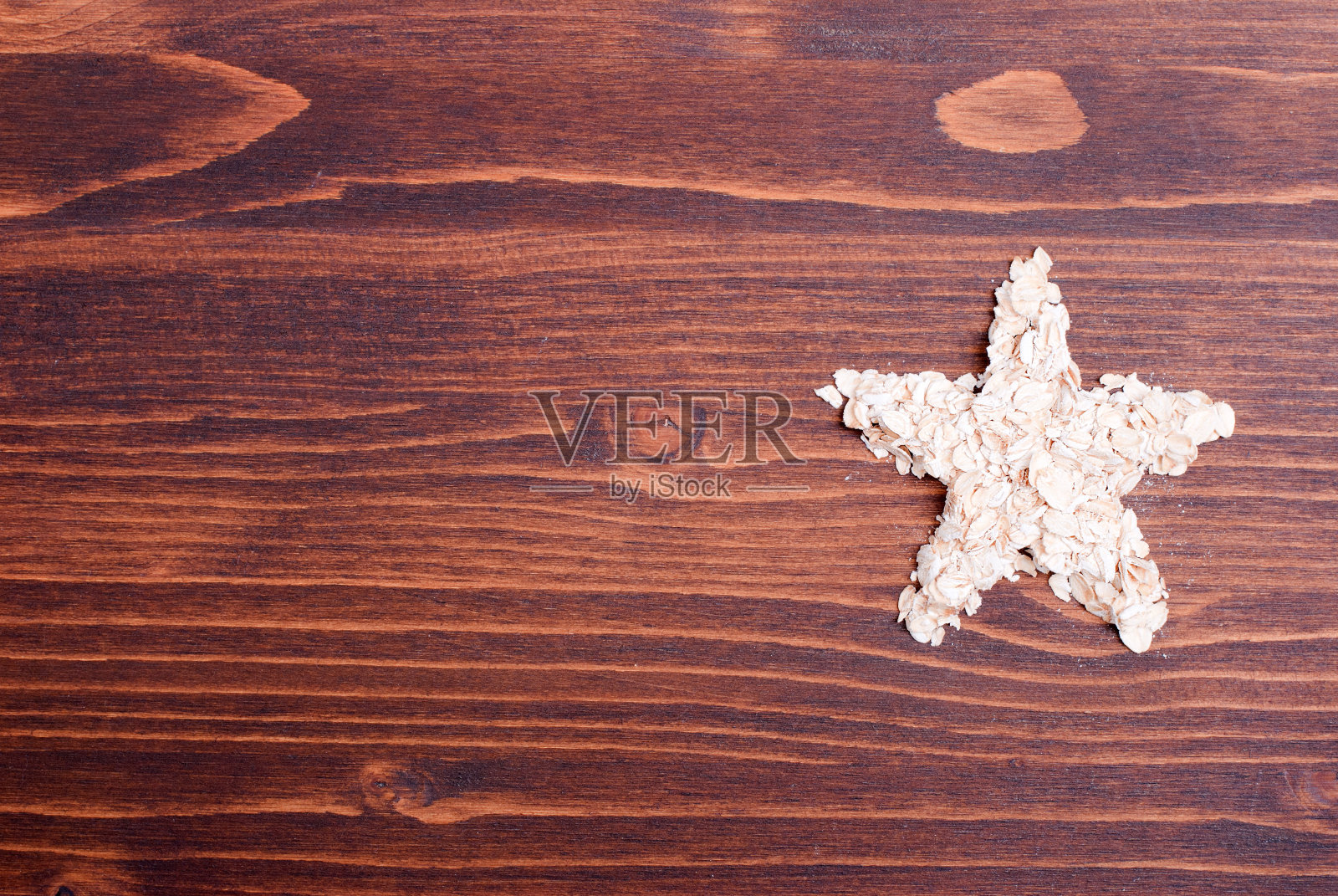 船上的生燕麦减肥食品照片摄影图片