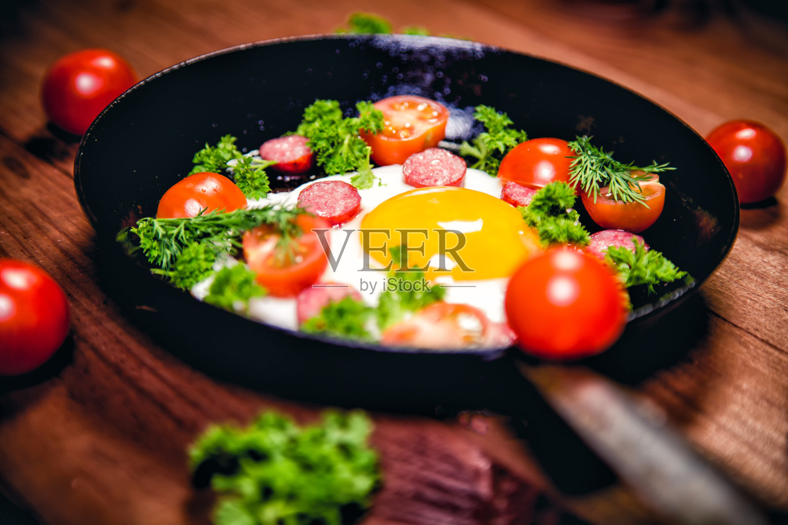 香肠炒蛋，美味的早餐照片摄影图片