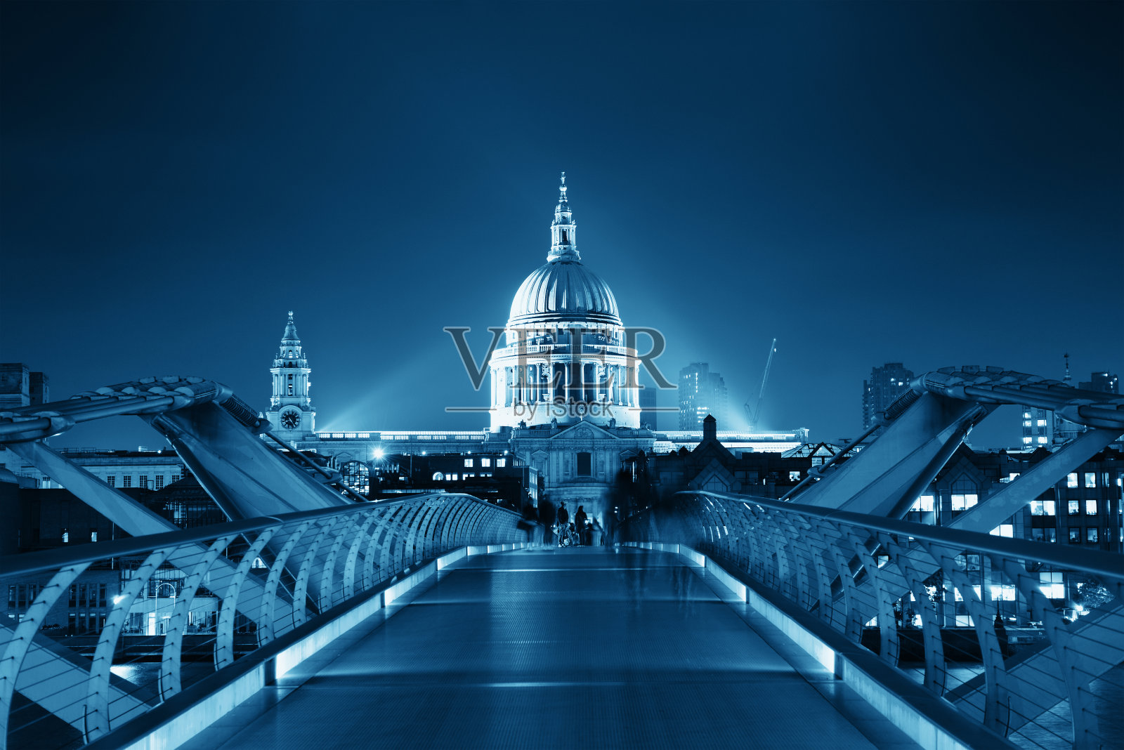 千年桥和圣保罗照片摄影图片