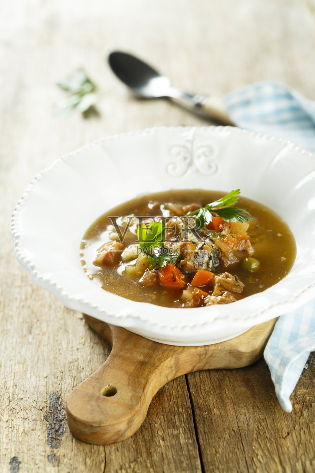 鳗鱼汤照片摄影图片