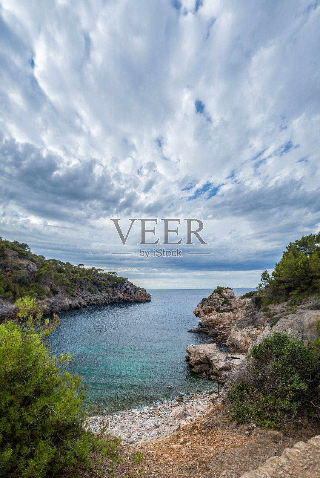 Cala Deia -马略卡岛照片摄影图片