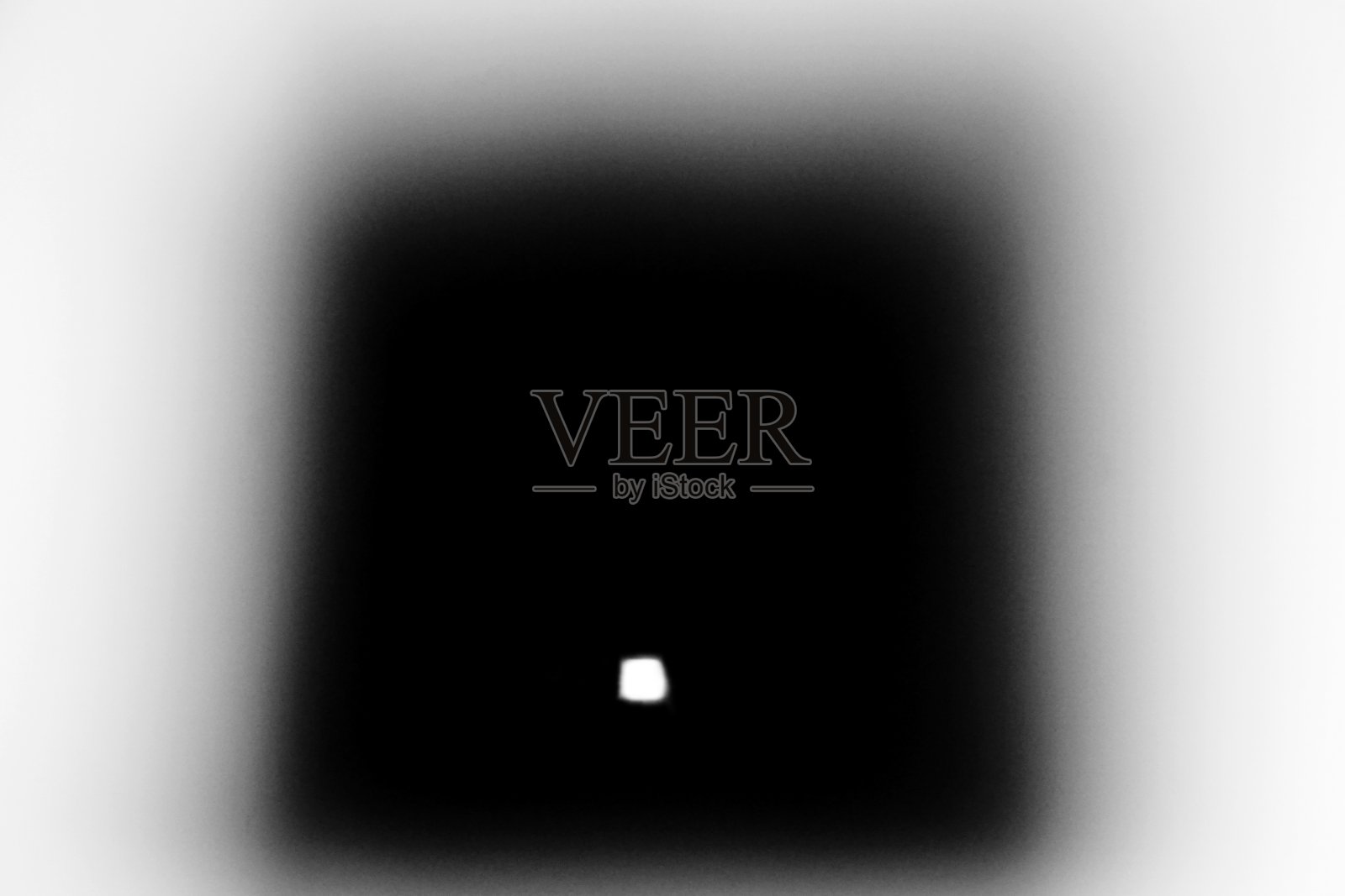 隧道尽头的光照片摄影图片