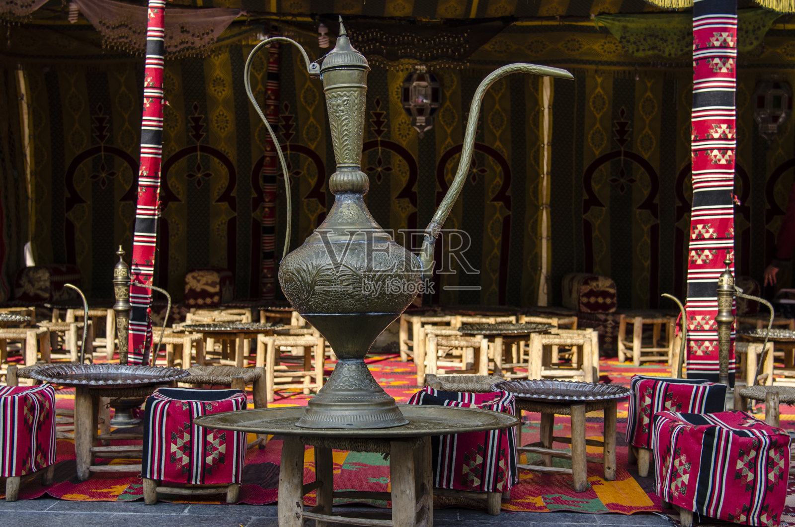 临时的旧帐篷营地照片摄影图片