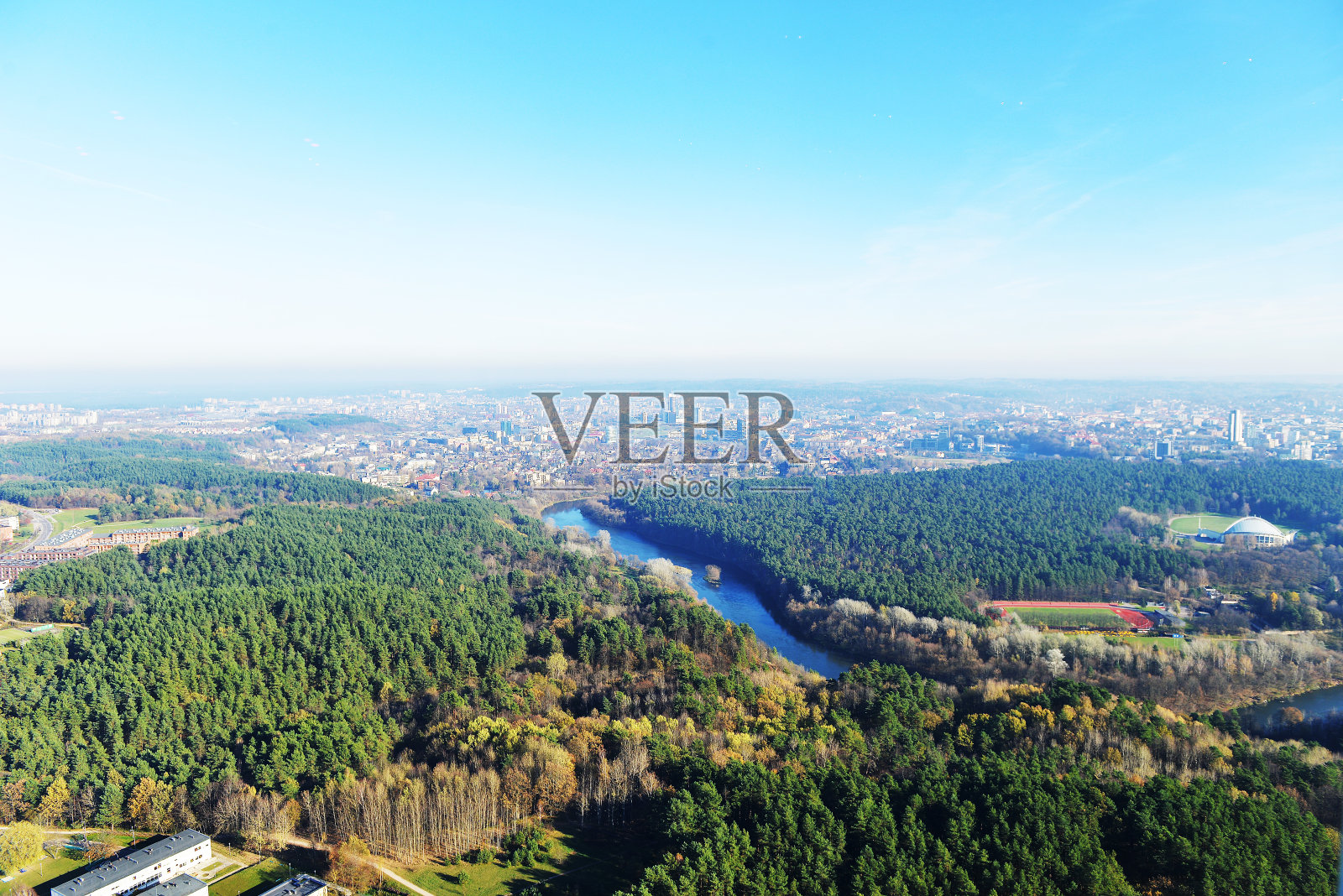 城市塔楼景观照片摄影图片