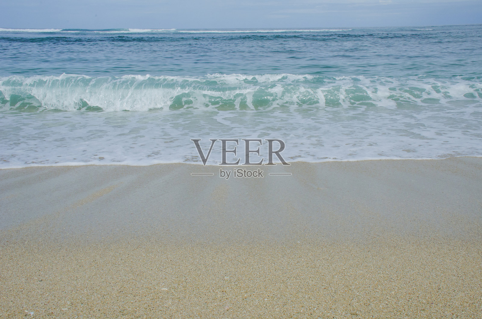 攻击海滩照片摄影图片