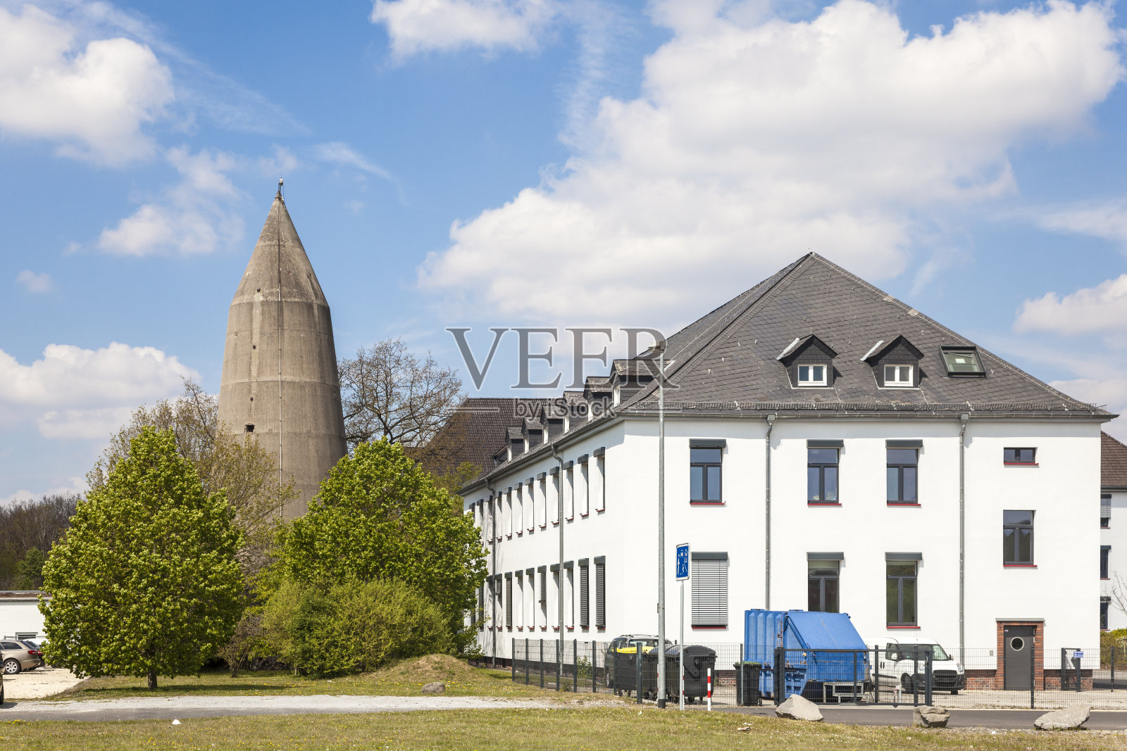 第二次世界大战的垂直防空洞照片摄影图片