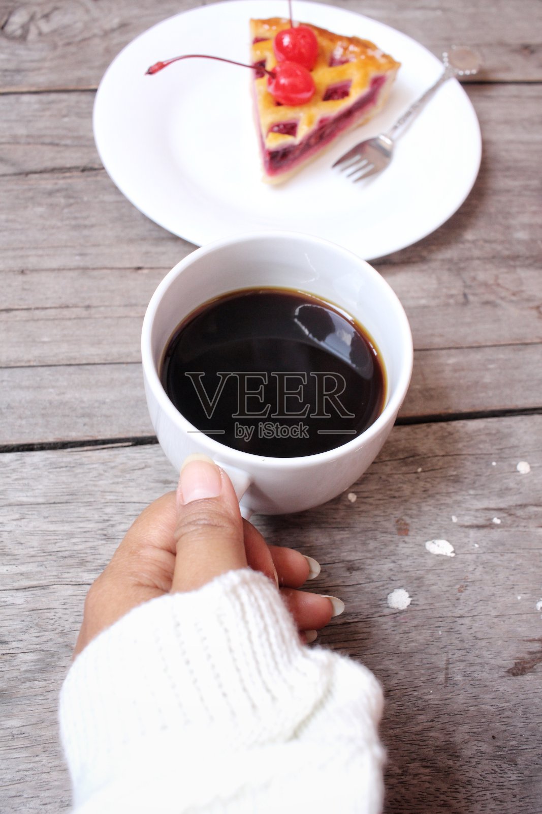 咖啡杯樱桃派照片摄影图片