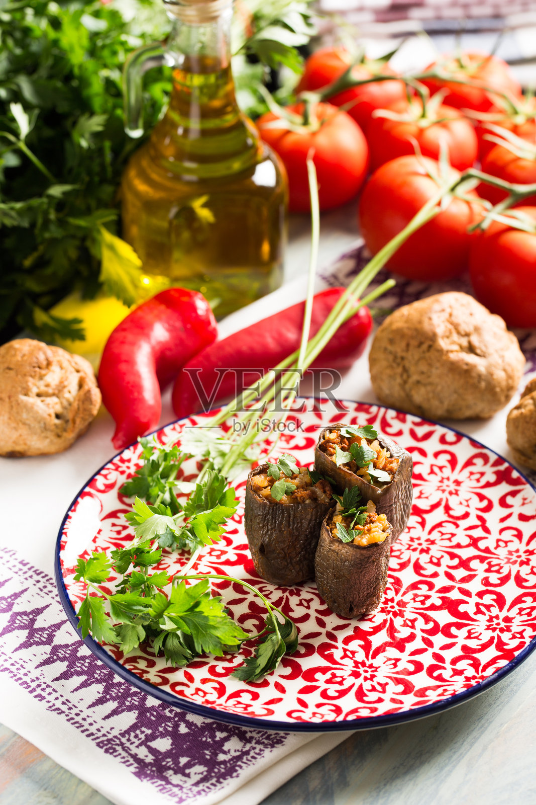 自制的茄子塞照片摄影图片