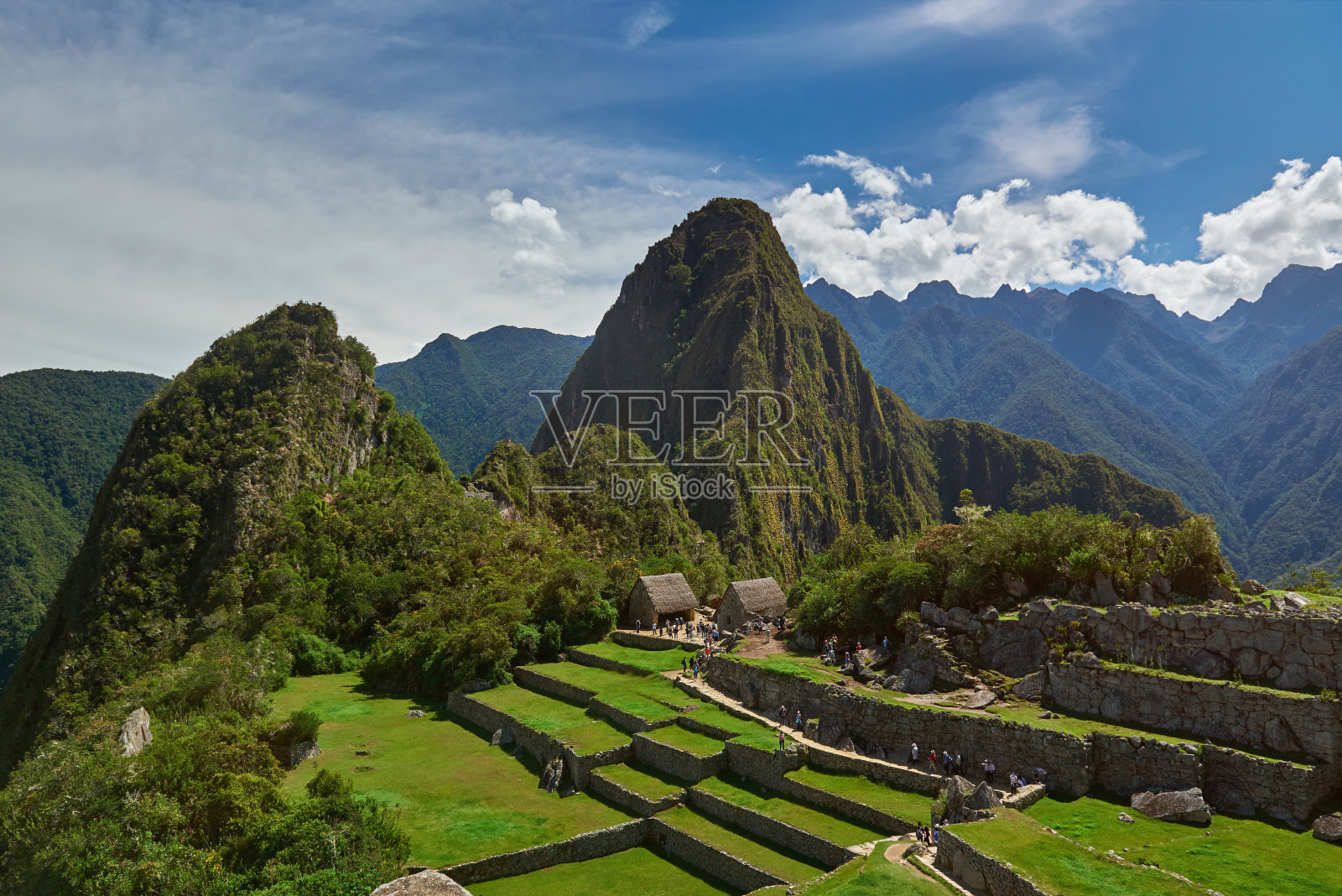 绿色的马丘比丘梯田照片摄影图片