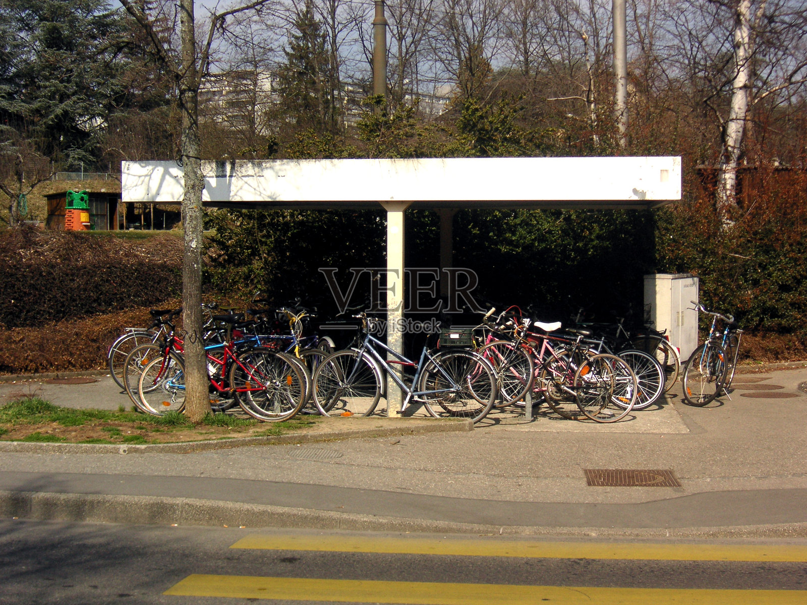 停自行车照片摄影图片