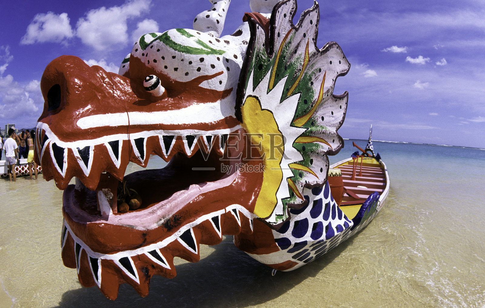 美国夏威夷瓦胡岛，阿拉莫阿纳公园，龙舟。照片摄影图片