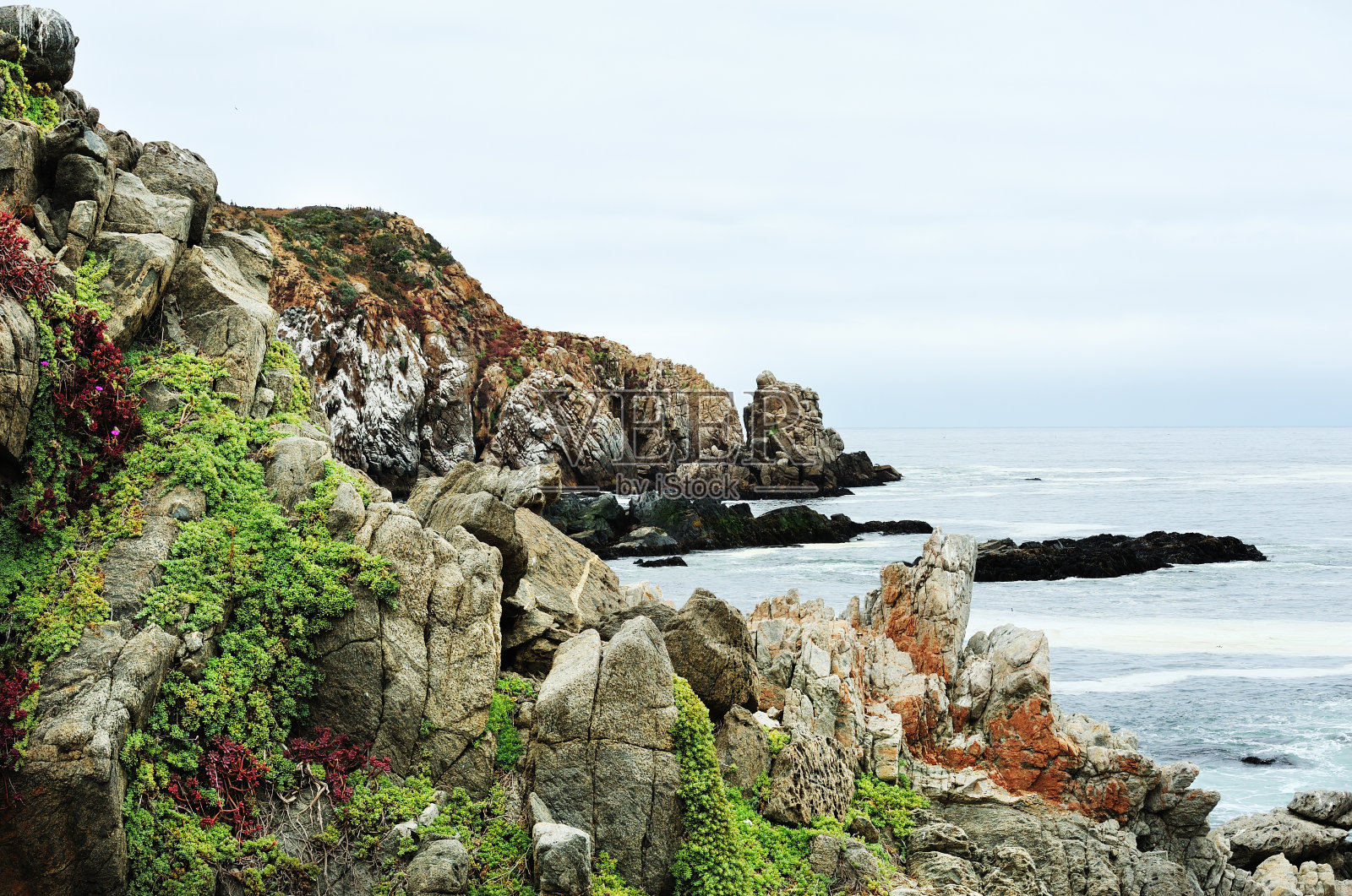 晚上靠近维纳德尔马的悬崖照片摄影图片