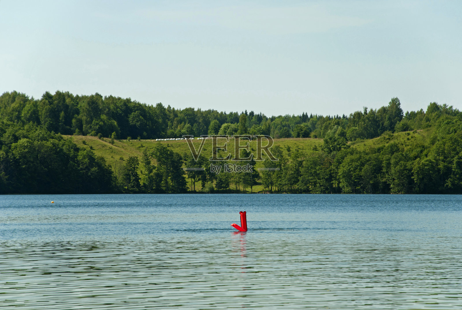 Hancza。欧洲中部和东部最深的湖照片摄影图片
