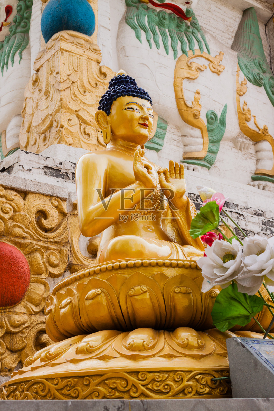 金色的佛像照片摄影图片