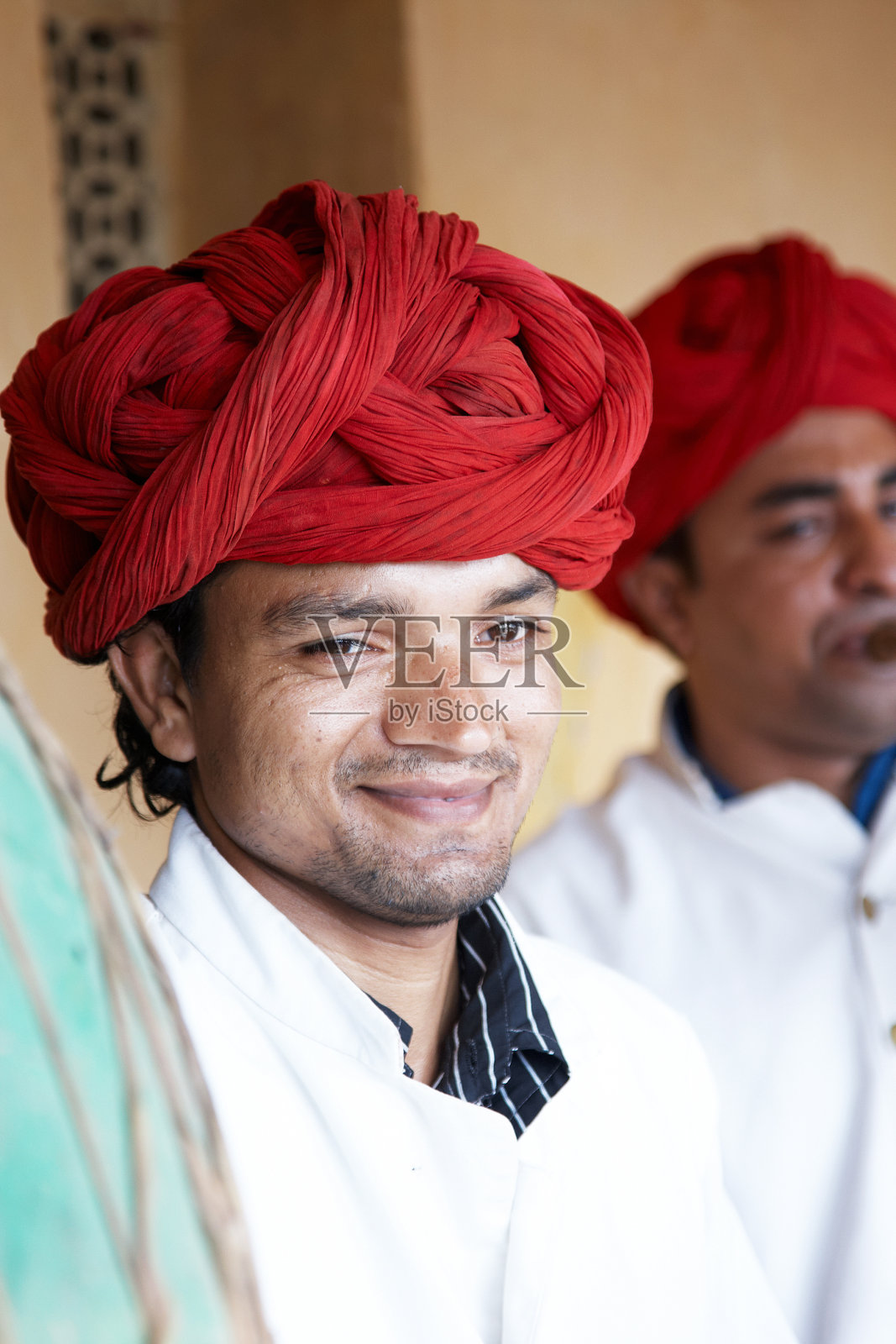 艺人打鼓肖像照片摄影图片