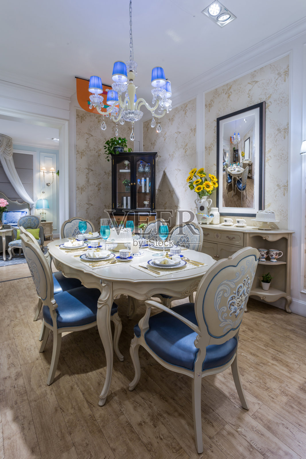 家具陈列，餐桌照片摄影图片