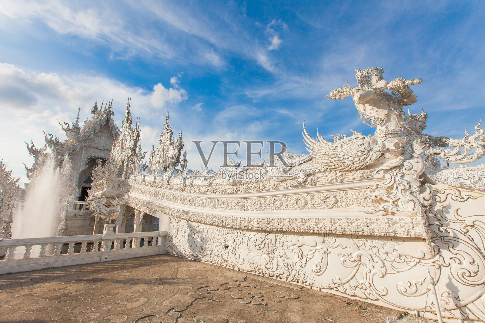 荣坤寺，泰国。照片摄影图片