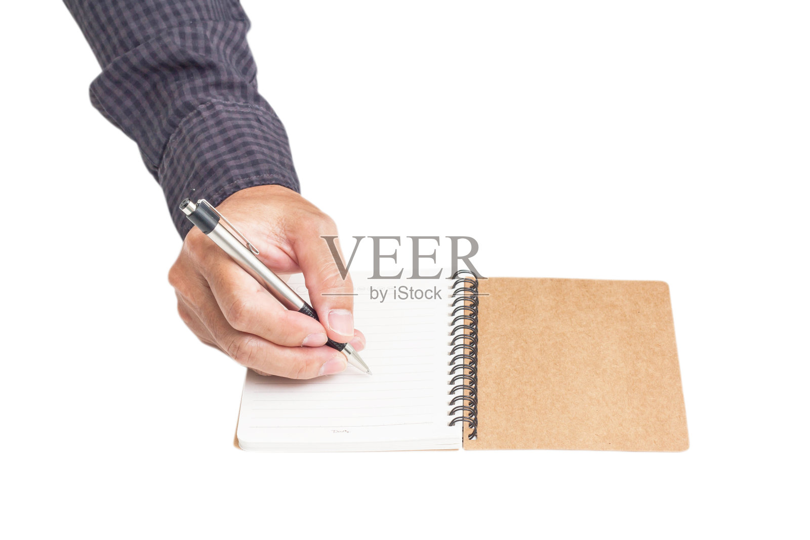 男人在打开的书上手写照片摄影图片