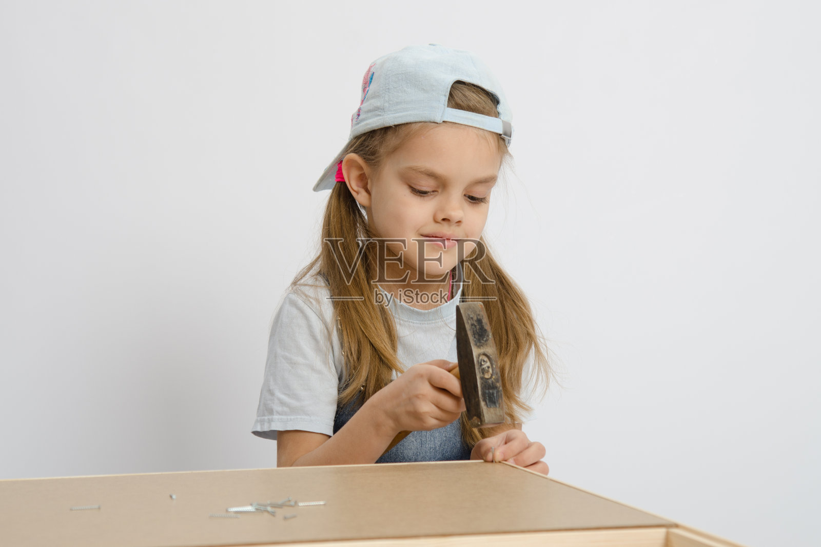 姑娘得分康乃馨锤，收藏柜照片摄影图片