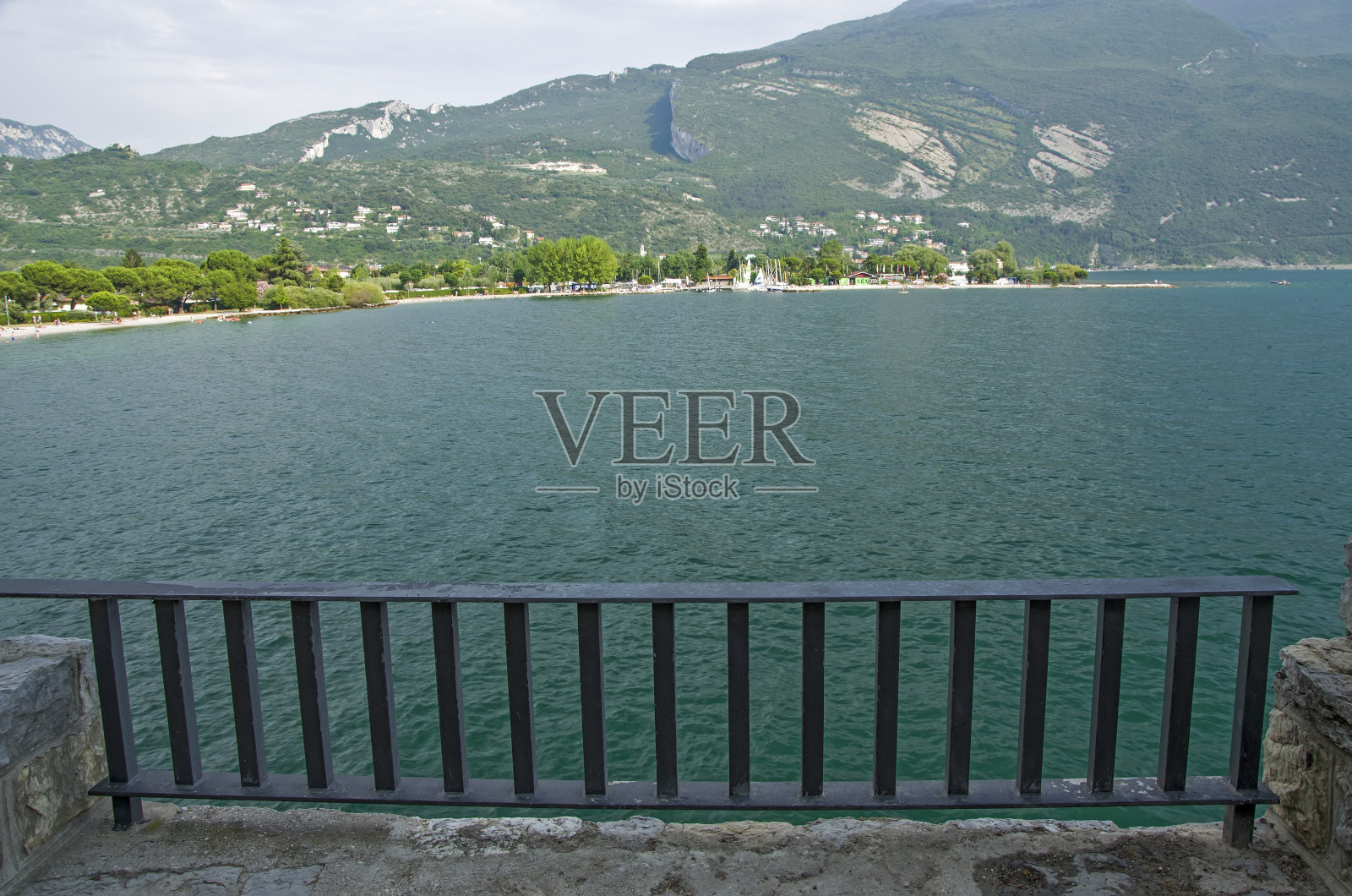 加尔达湖照片摄影图片