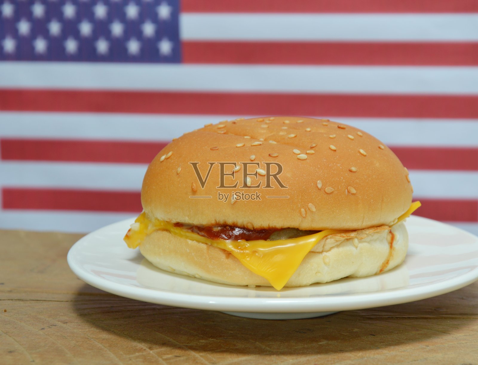 芝士汉堡，猪肉和培根照片摄影图片