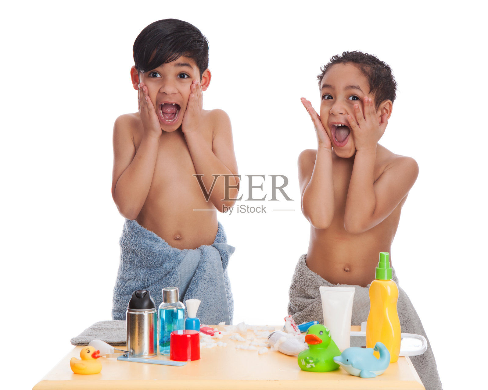 剃须的乐趣照片摄影图片