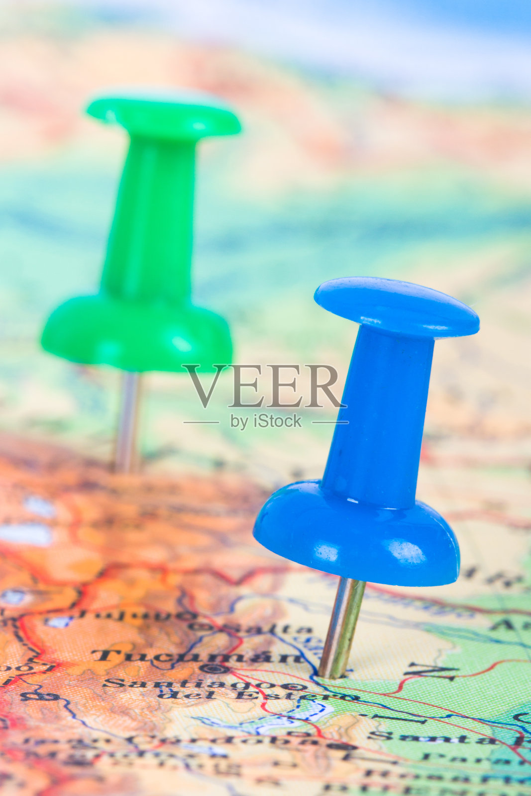 图钉指向地图照片摄影图片
