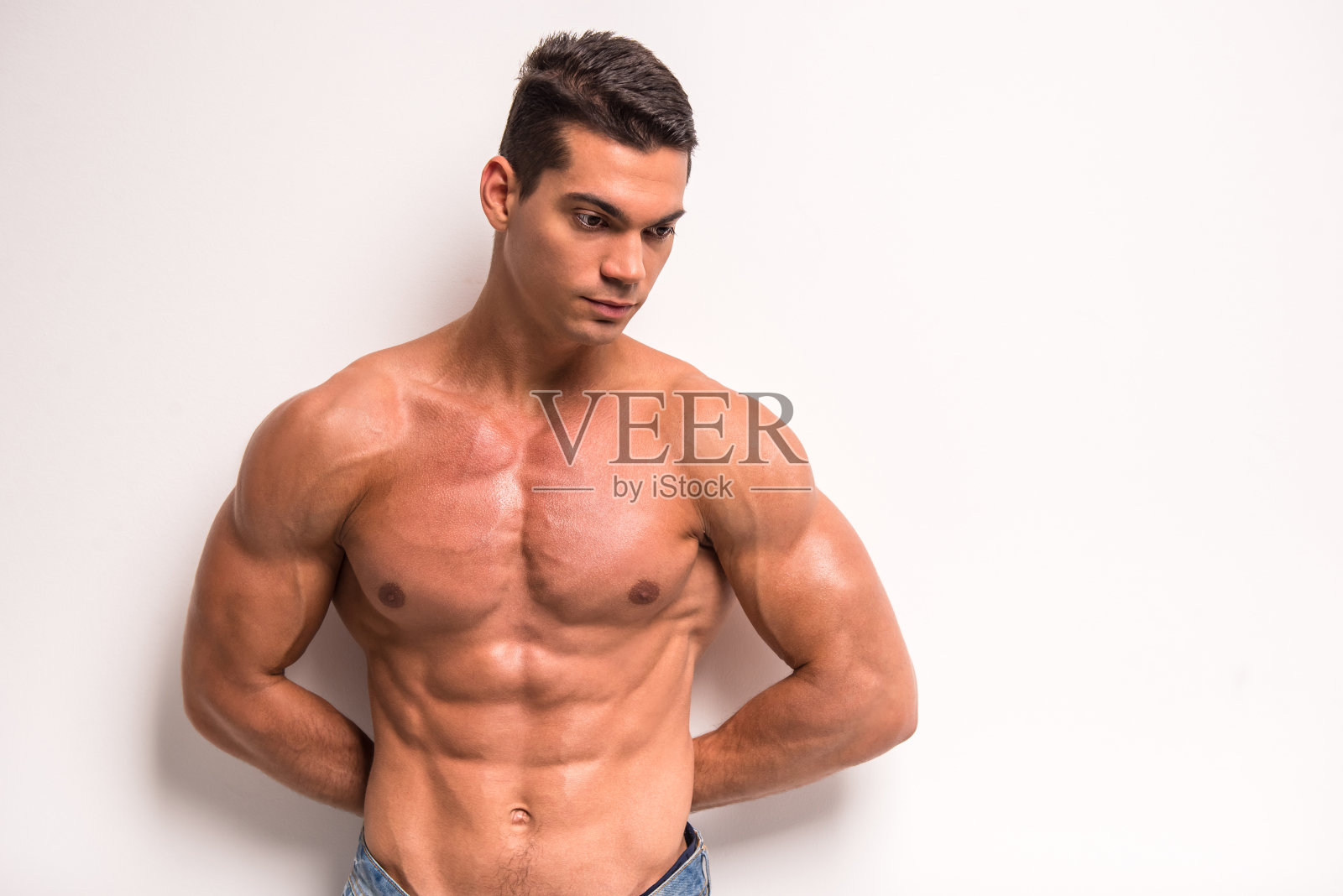 强壮的男人照片摄影图片