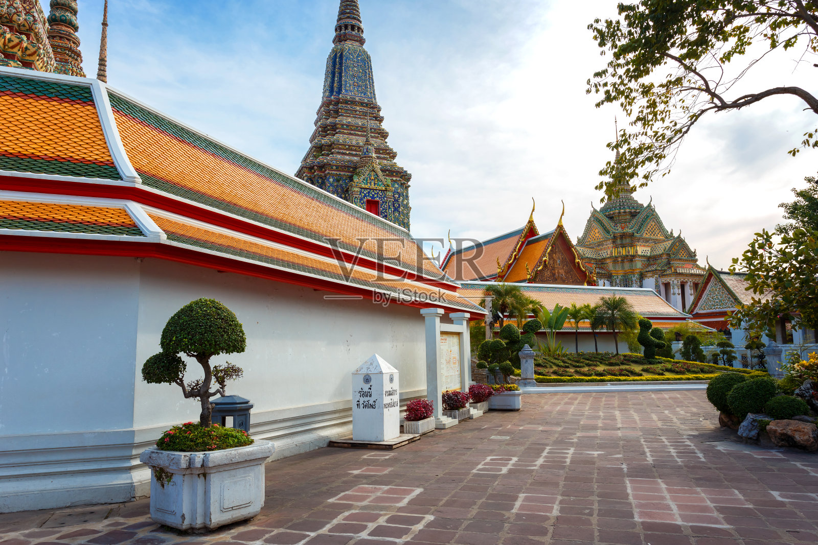 卧佛寺在曼谷，泰国照片摄影图片