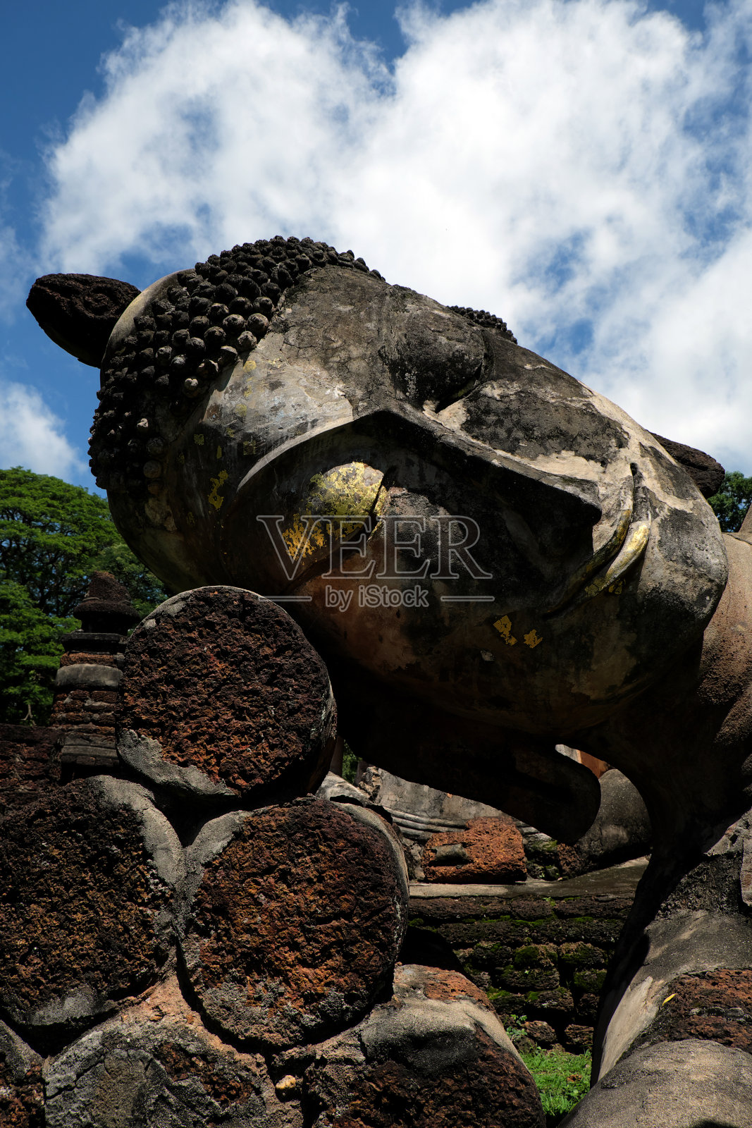 锦丰寺历史公园和佛像照片摄影图片