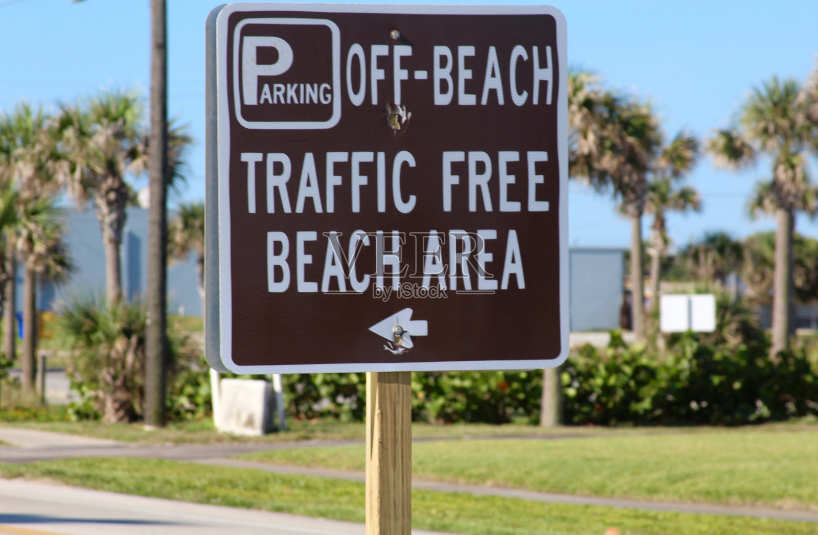 从海滩上停车照片摄影图片