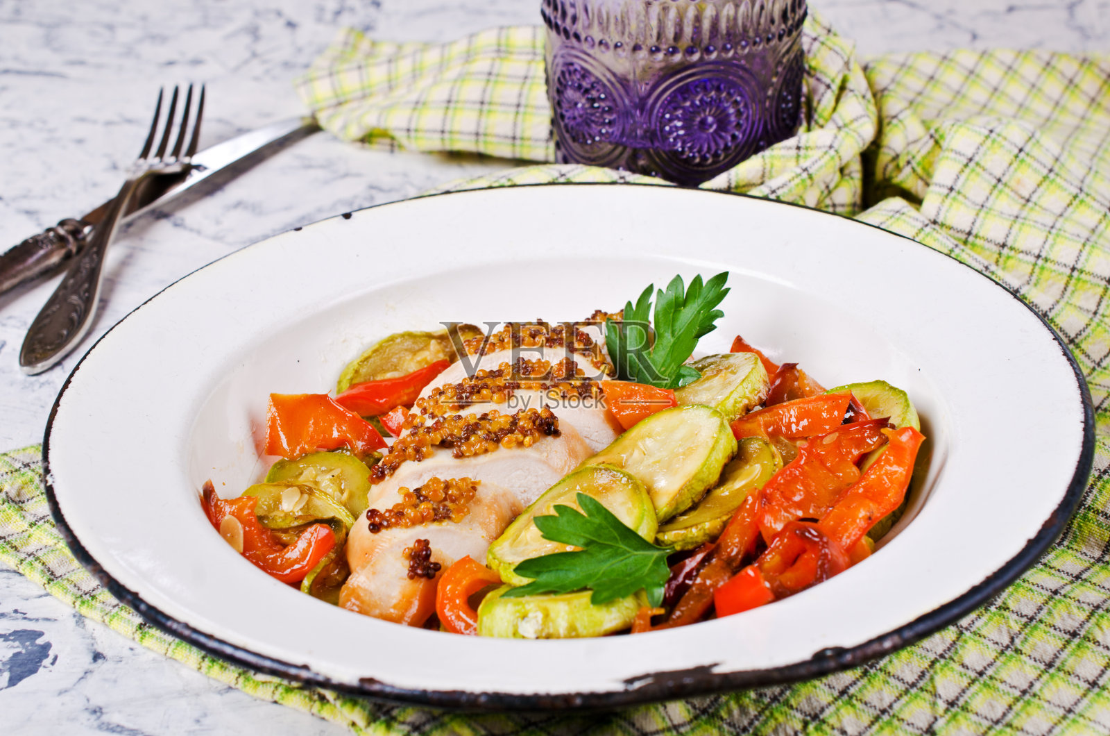 烤鸡胸照片摄影图片