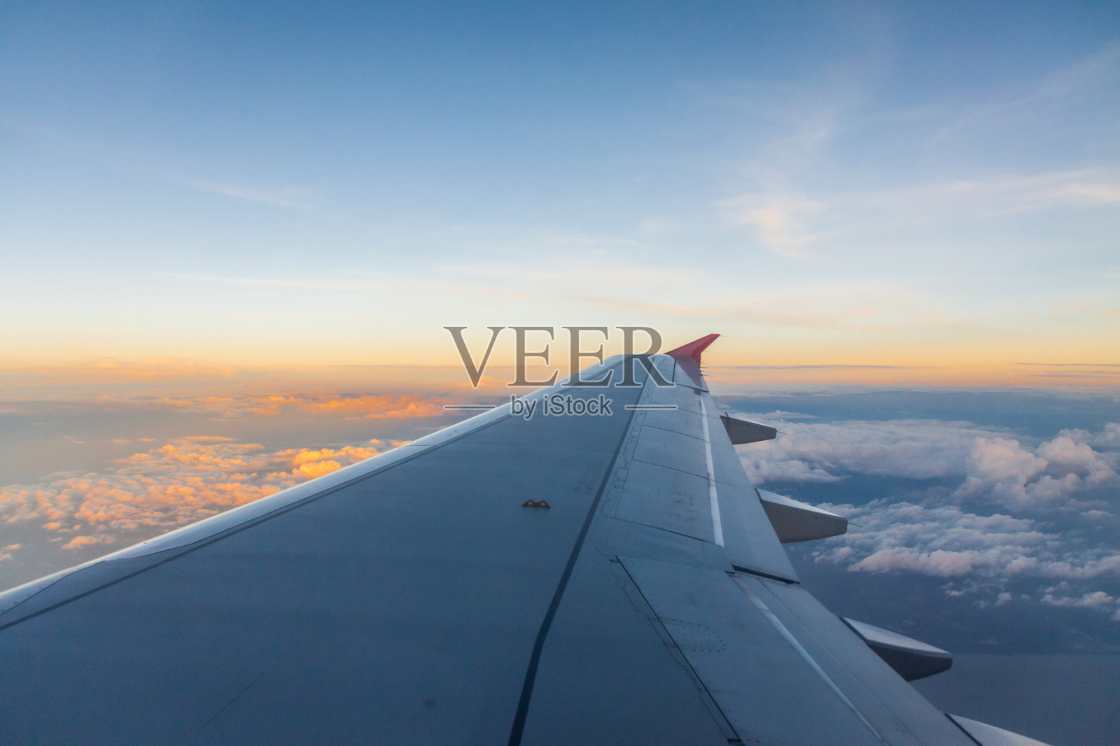 从飞机上看日出日落照片摄影图片