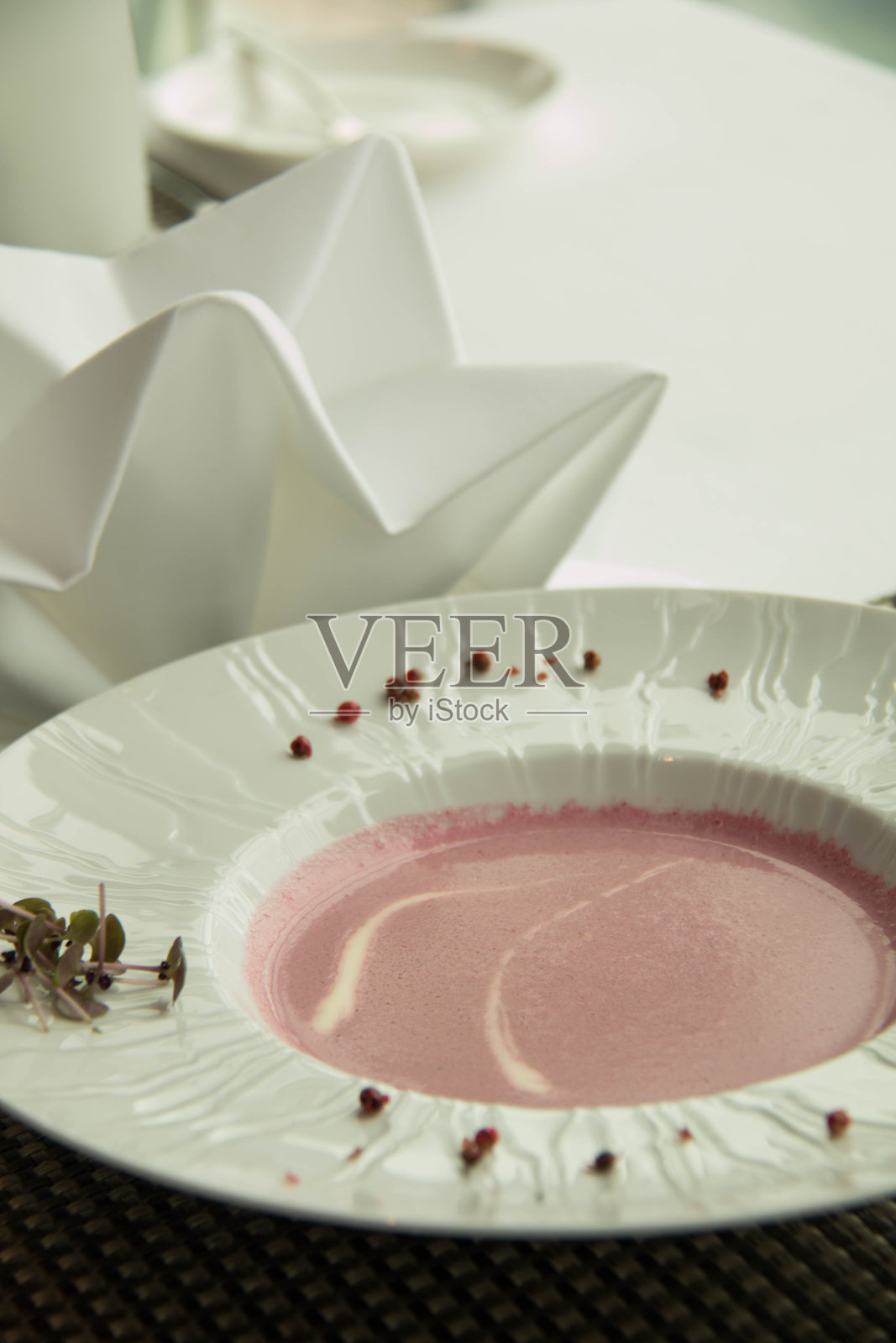 甜菜根欧洲汤照片摄影图片