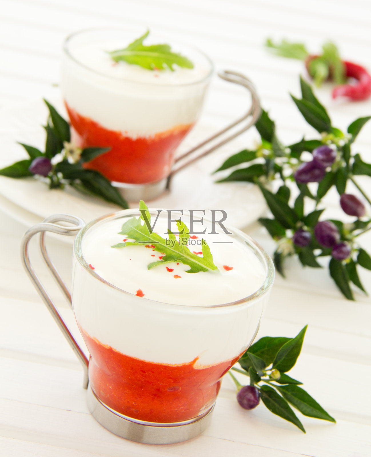 红辣椒奶油慕斯，有选择的重点。照片摄影图片