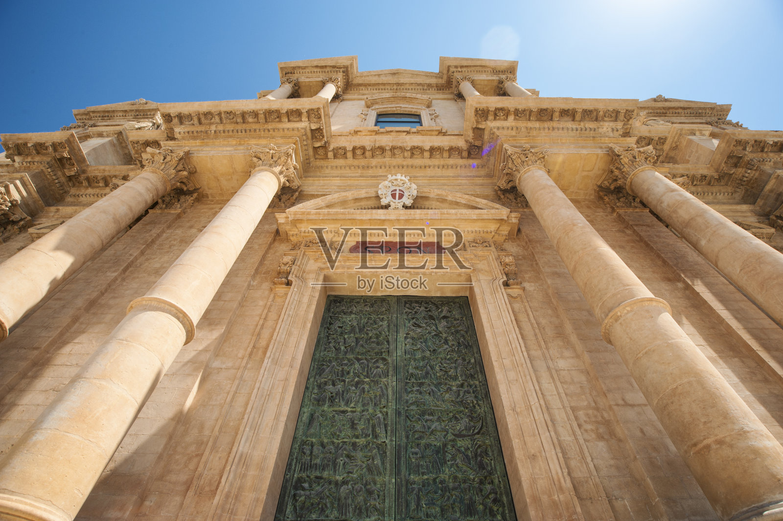 诺托锡拉库扎的巴洛克大教堂照片摄影图片