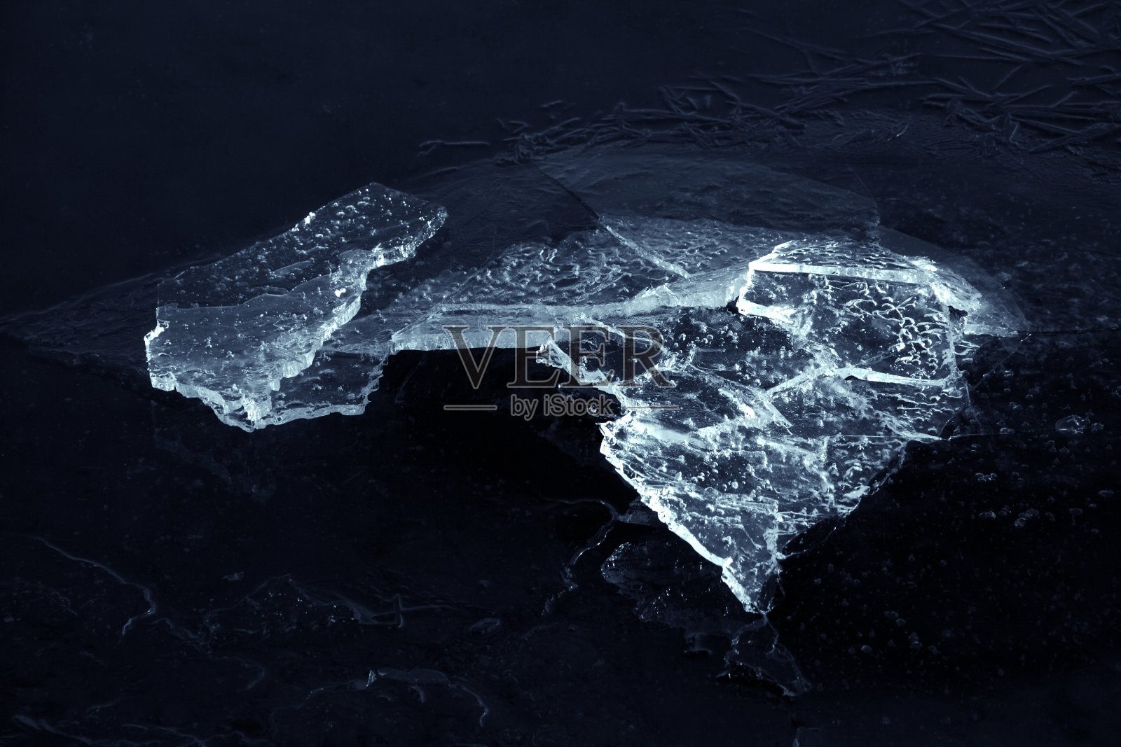 融化的冰照片摄影图片