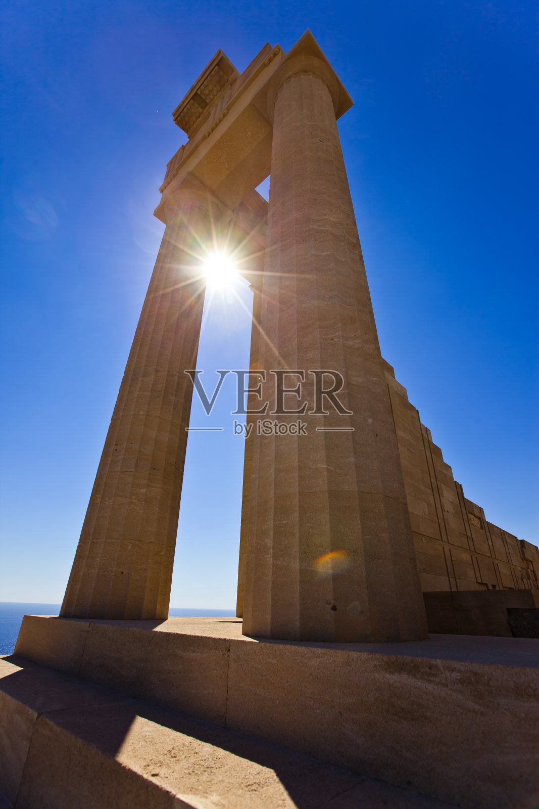 林多斯古庙的柱子。罗兹。希腊照片摄影图片