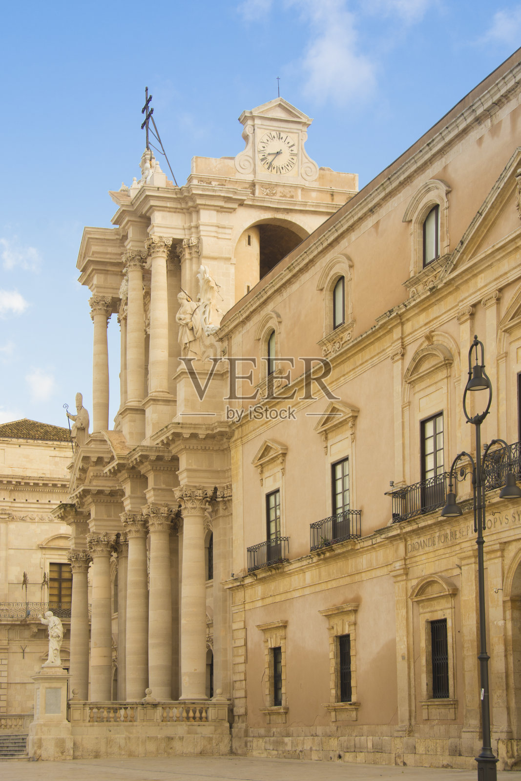 雪城广场，大教堂广场照片摄影图片