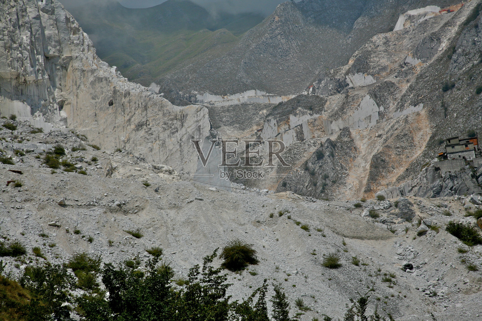 卡拉拉大理石采石场照片摄影图片