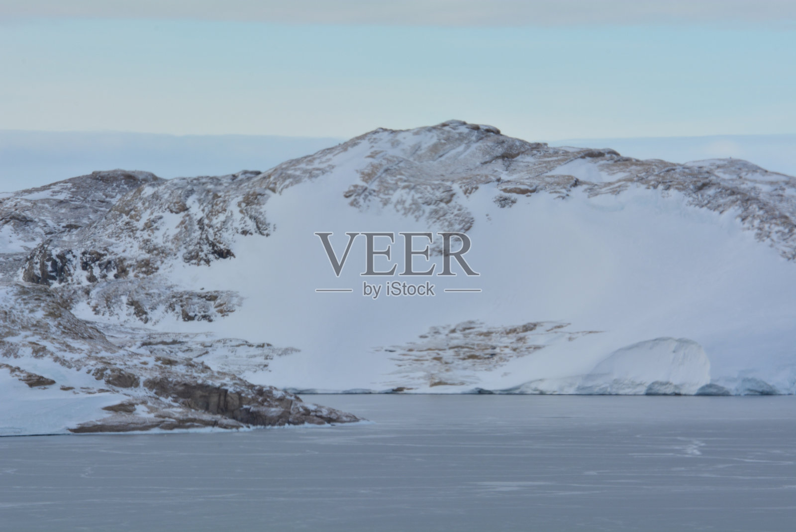 冰山和山脉照片摄影图片