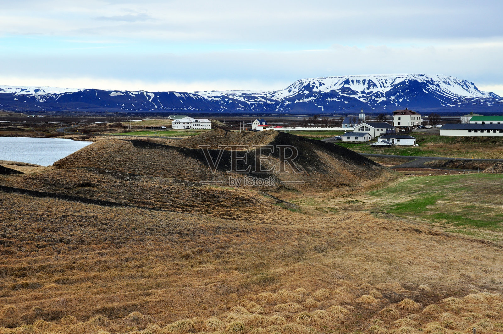 冰岛的陨石坑照片摄影图片