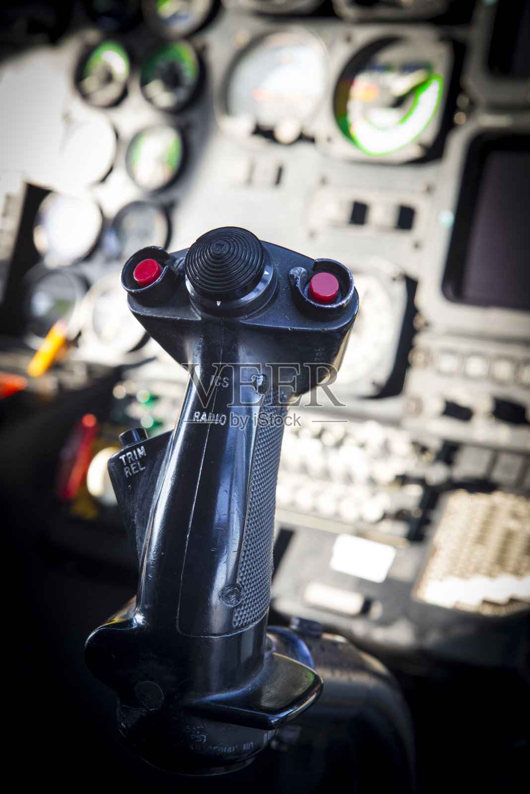 直升机驾驶舱(阳光和阴影)照片摄影图片