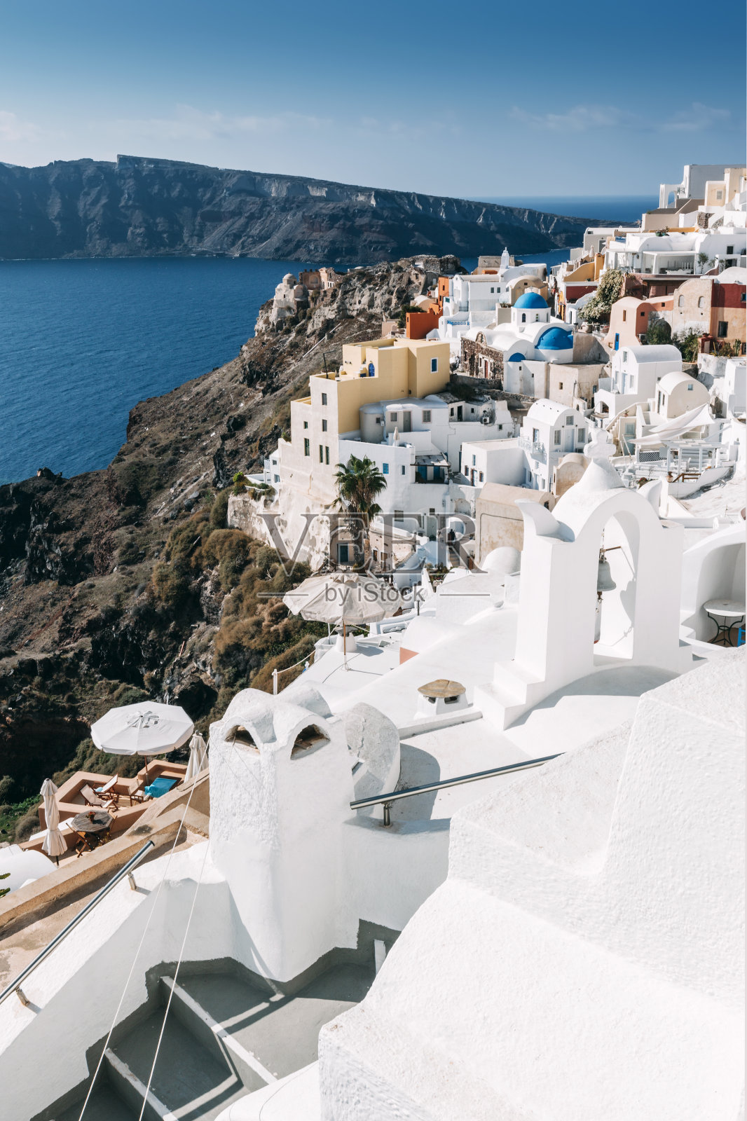 希腊伊亚的圣托里尼城。照片摄影图片