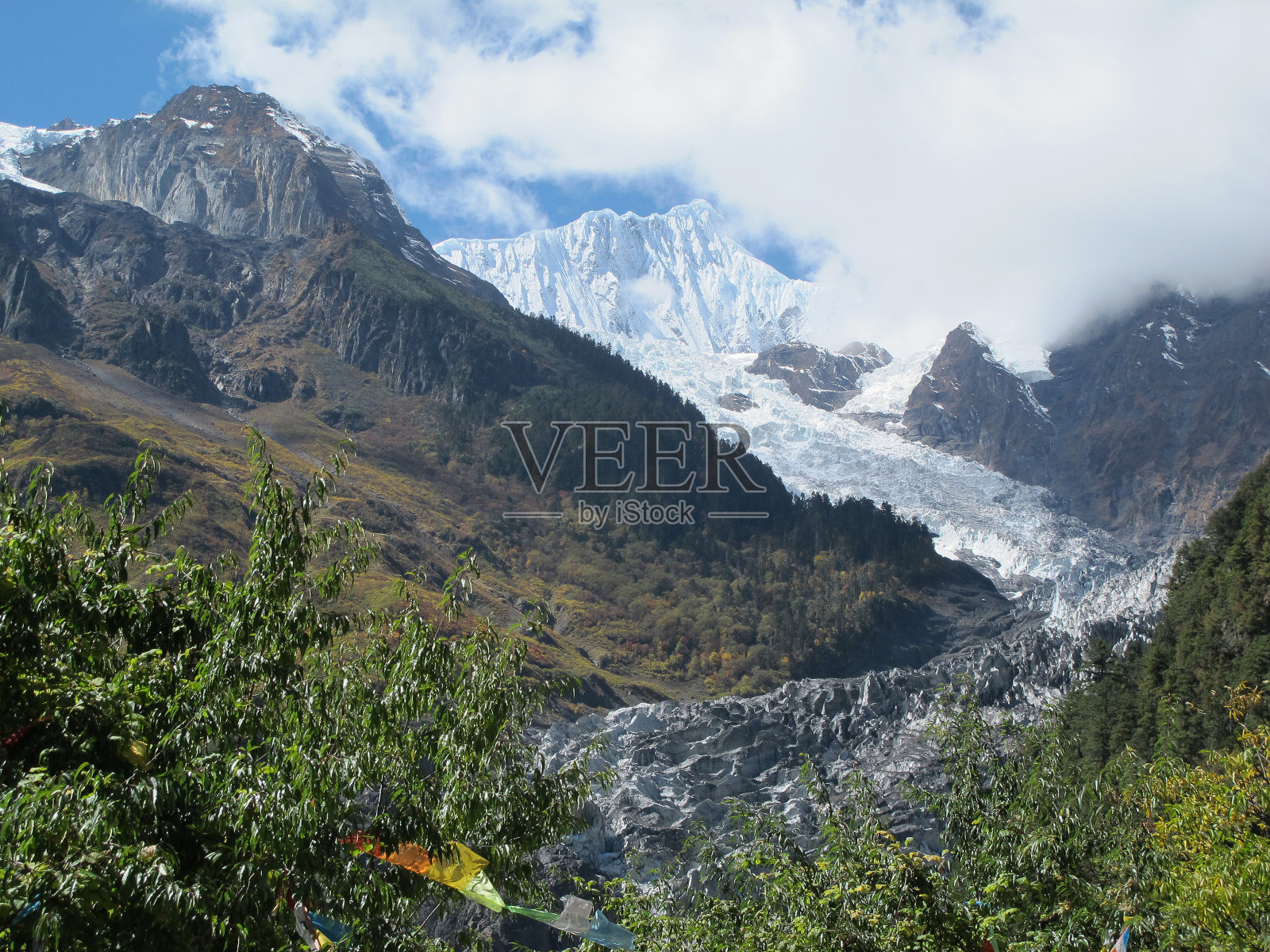 梅里雪山或梅里雪山，云南，中国照片摄影图片