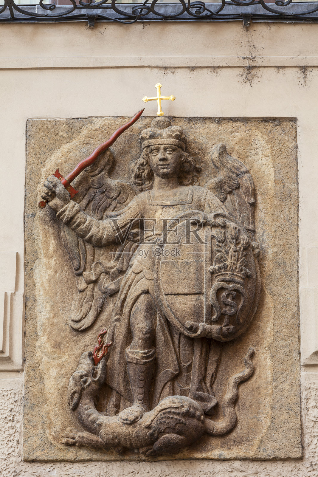 古老建筑立面浮雕，宗教主题，布拉格，捷克共和国，欧洲照片摄影图片