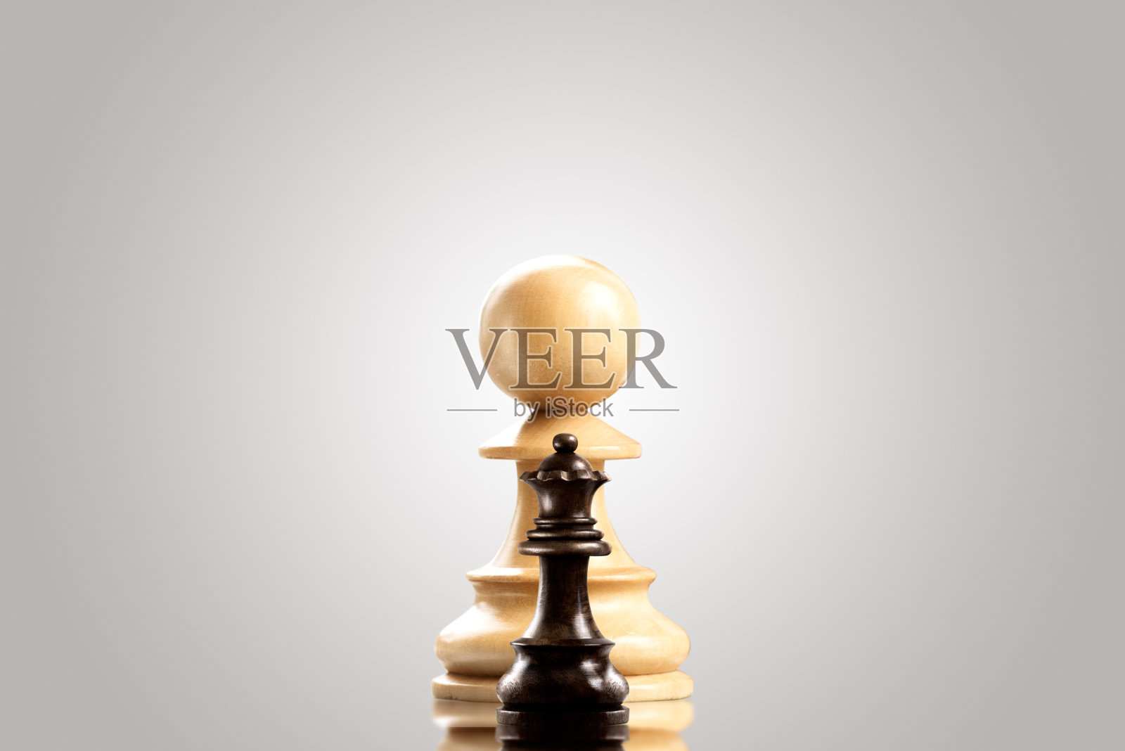 雄心勃勃的典当。照片摄影图片