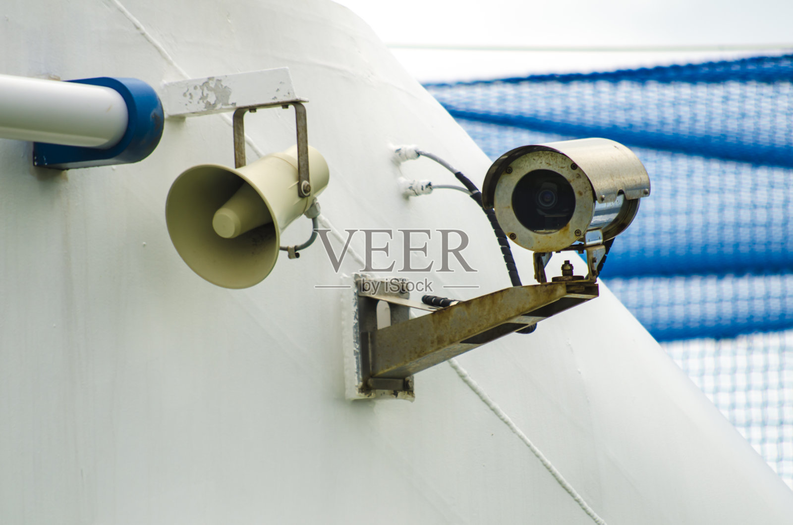 闭路电视摄像头和公告发言人照片摄影图片